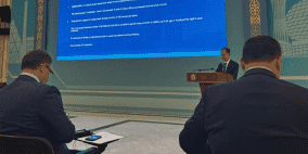السفير أبو زيد يلقي كلمة السلك الدبلوماسي العام في كازاخستان