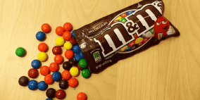 "M&M's".. كشف سر حروف أشهر حلوى في العالم